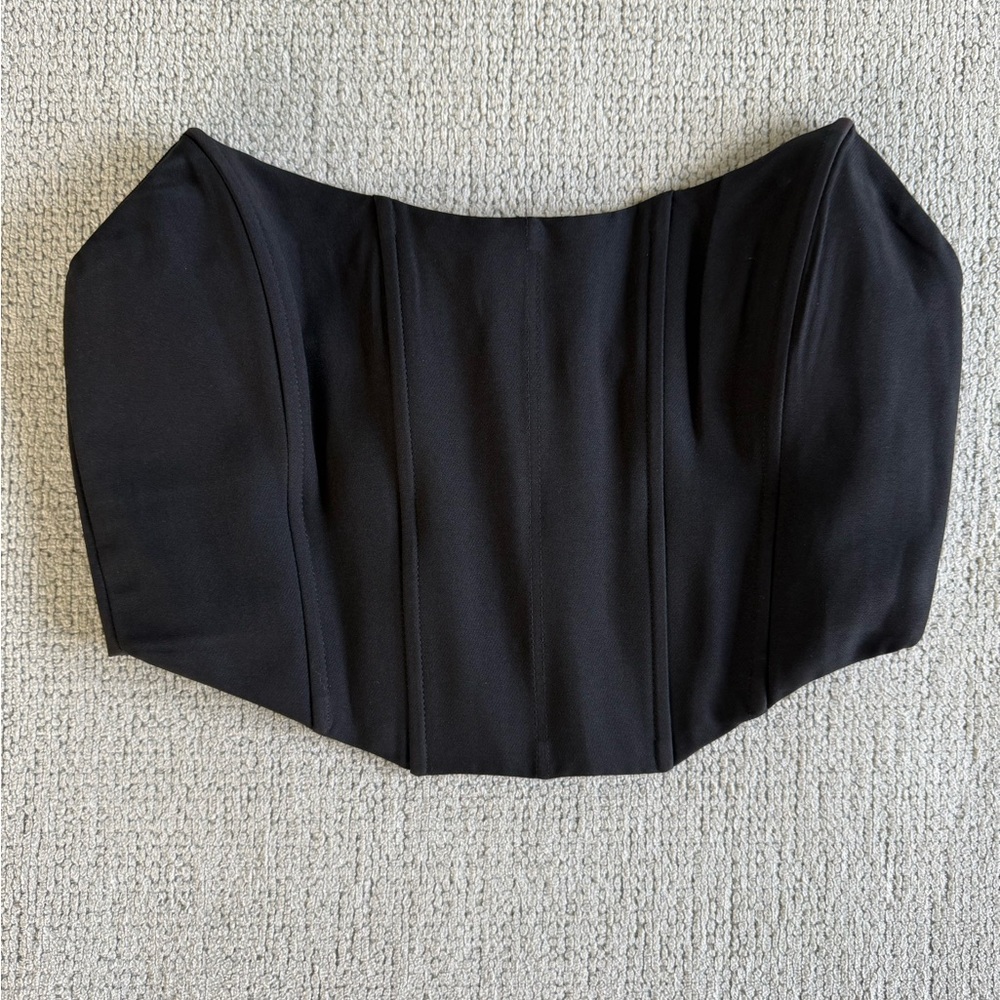 White Fox Boutique Black Crop Top